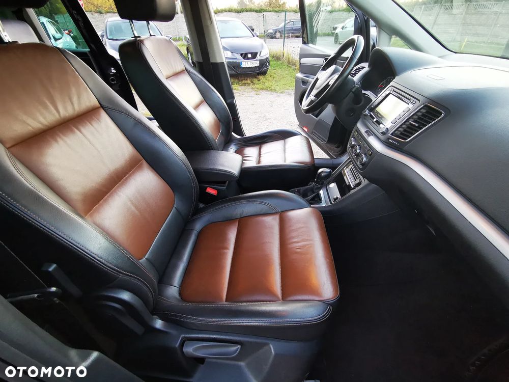 Volkswagen Sharan 2.0 TSI DSG Highline - 16