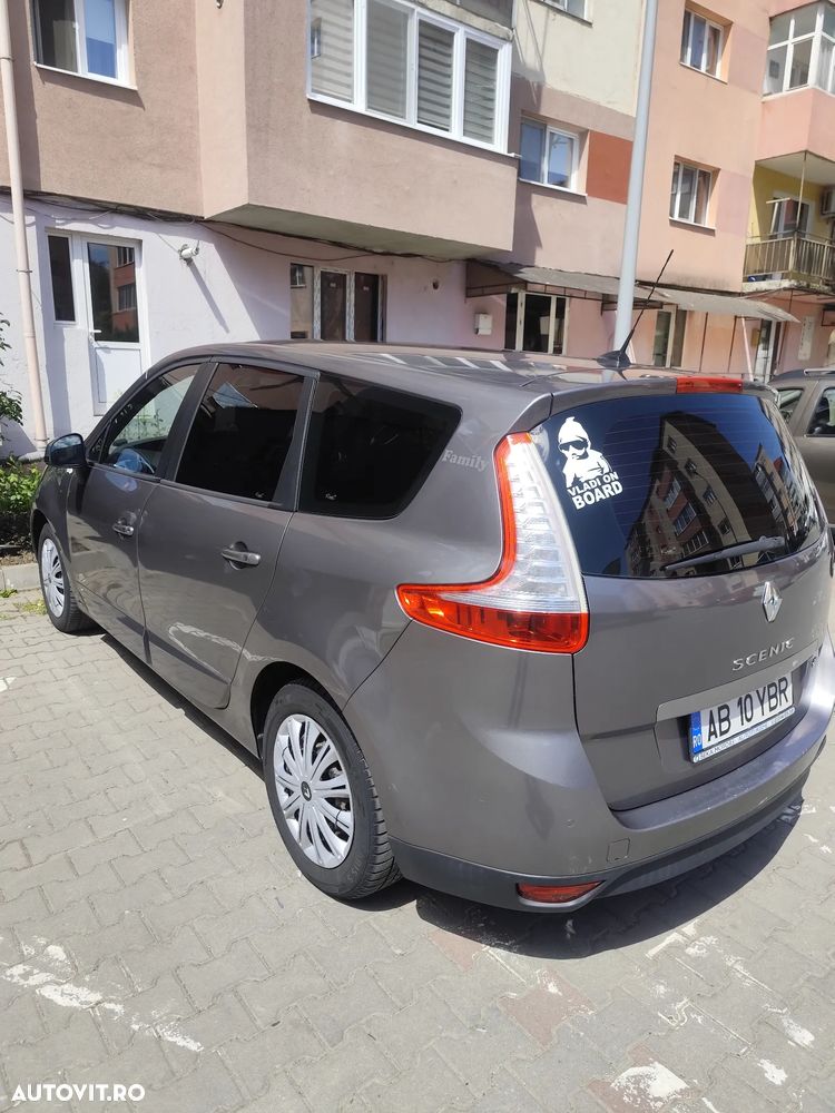 Renault Grand Scenic dCi 110 Expression - 2