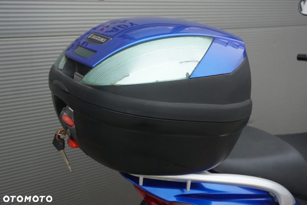 Suzuki Burgman - 4