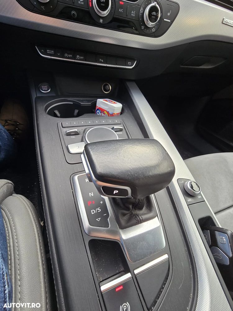 Audi A4 2.0 TDI quattro S tronic - 9
