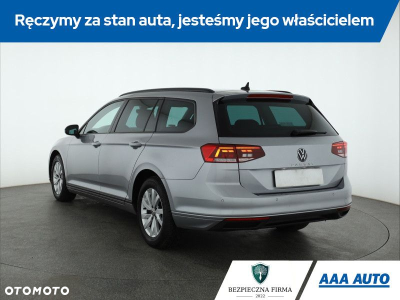 Volkswagen Passat - 5