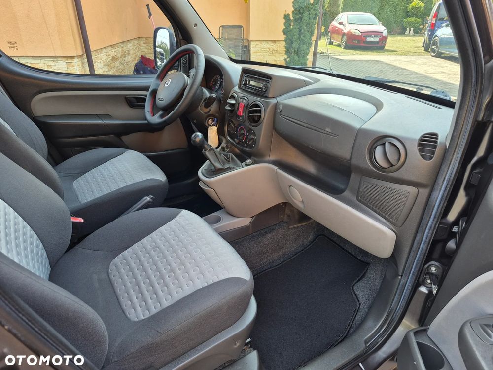 Fiat Doblo 1.9 JTD Family - 9