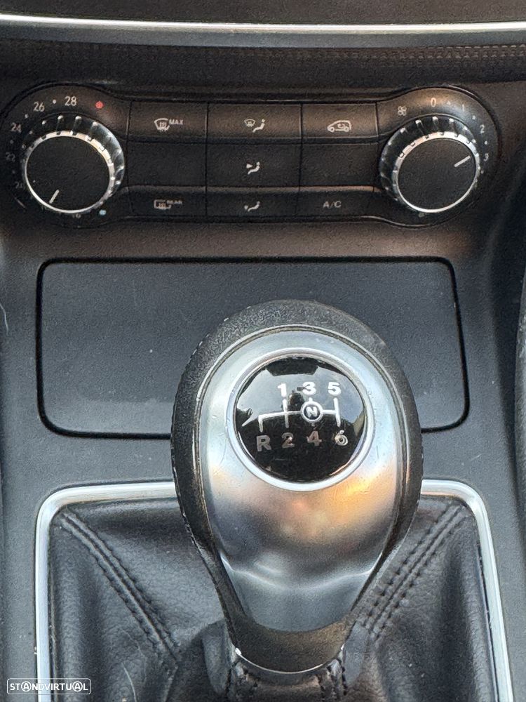 Mercedes-Benz A 160 CDi BE Urban - 11