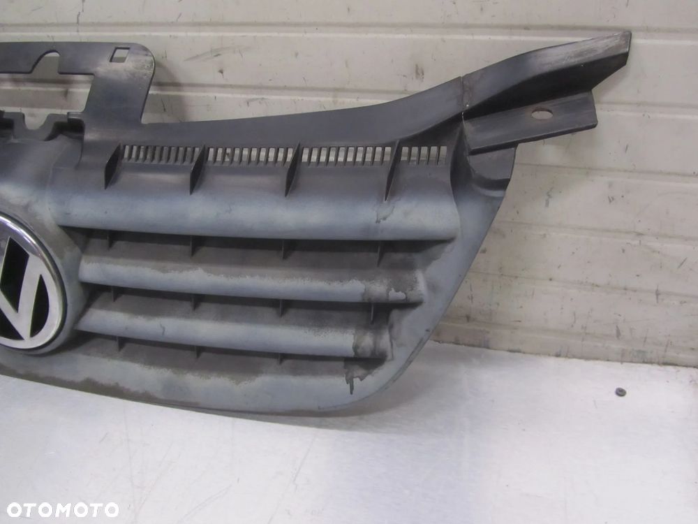 Grill-Atrapa Volkswagen Caddy 2003- - 2