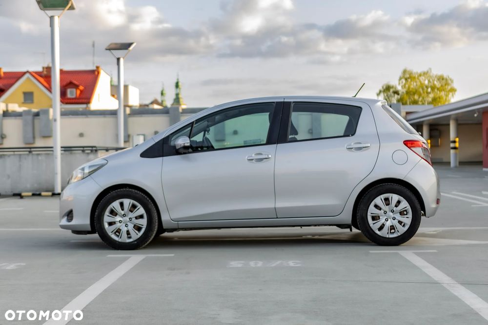 Toyota Yaris 1.0 Luna - 6