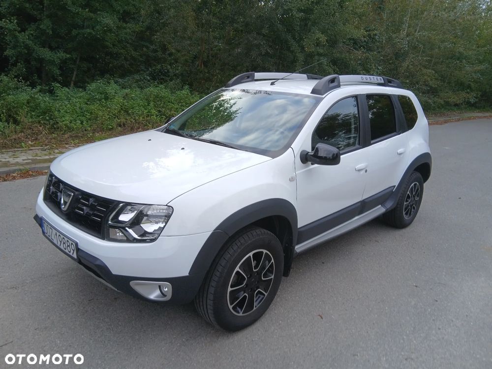 Dacia Duster 1.6 SCe Blackshadow S&S - 3