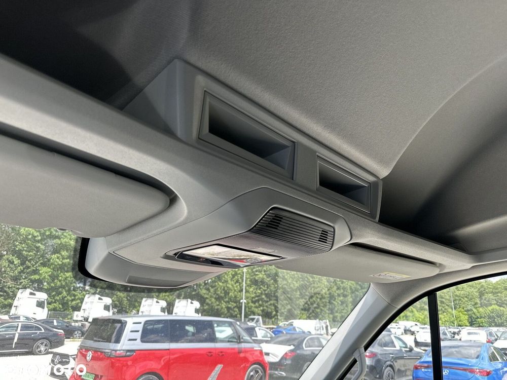 Volkswagen Crafter 35 Furgon z wysokim dachem silnik: 2,0 l EU6 SCR 177 KM, przedni 8-bieg.automatyczna, r.o : 4490 mm - 28