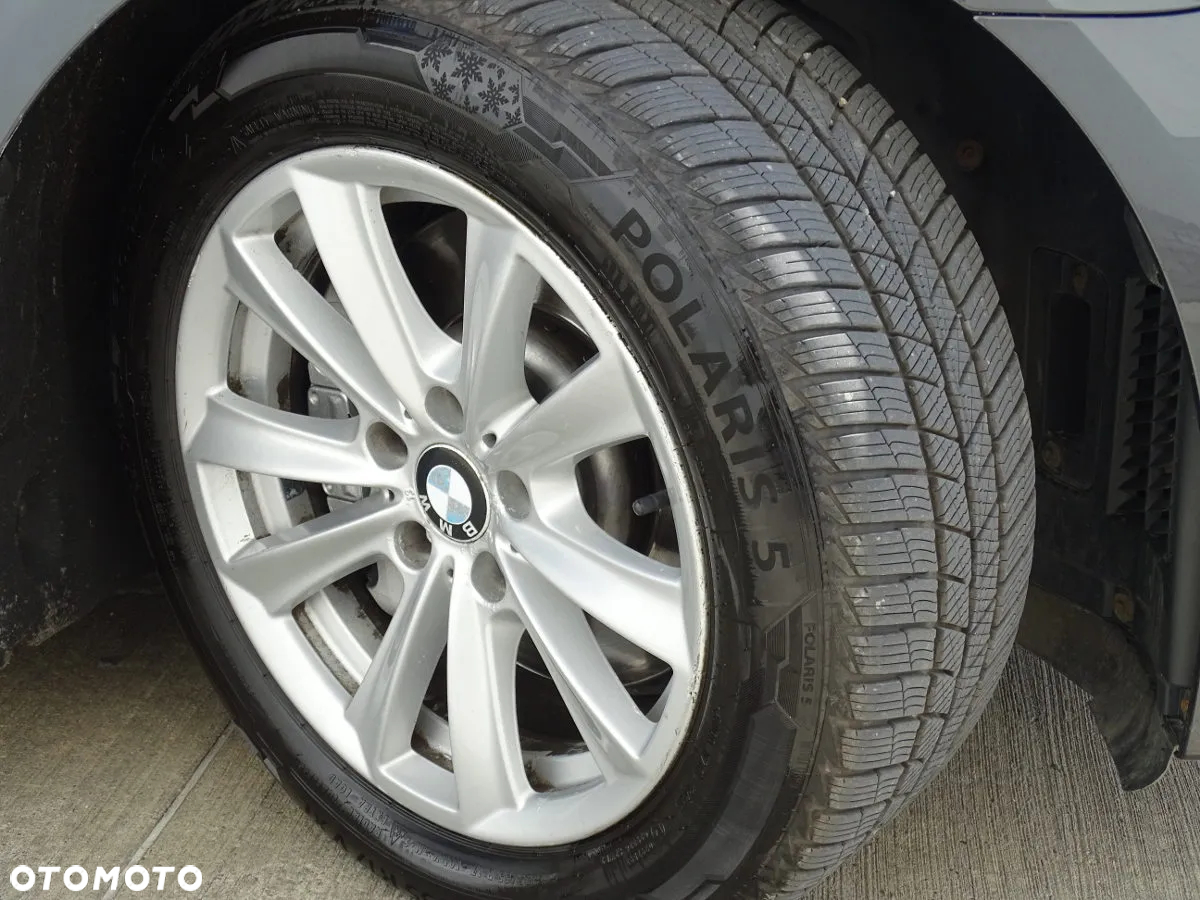 BMW Seria 5 525d - 21