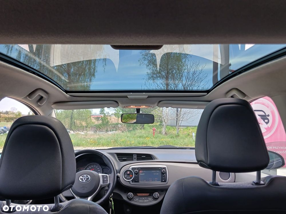Toyota Yaris 1.33 VVT-i Lounge - 28