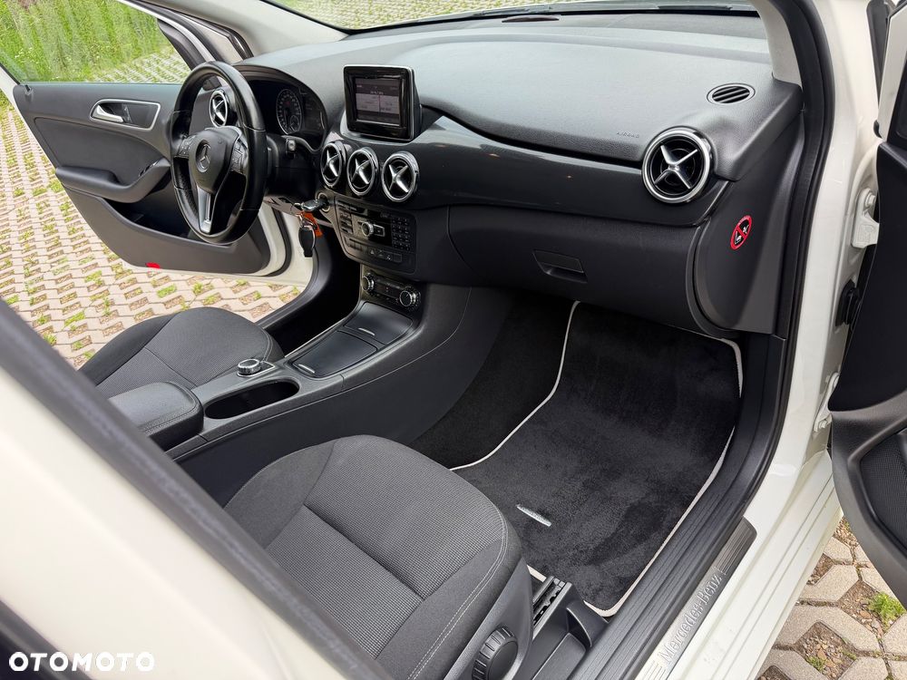Mercedes-Benz Klasa B 180 CDI (BlueEFFICIENCY) 7G-DCT - 6