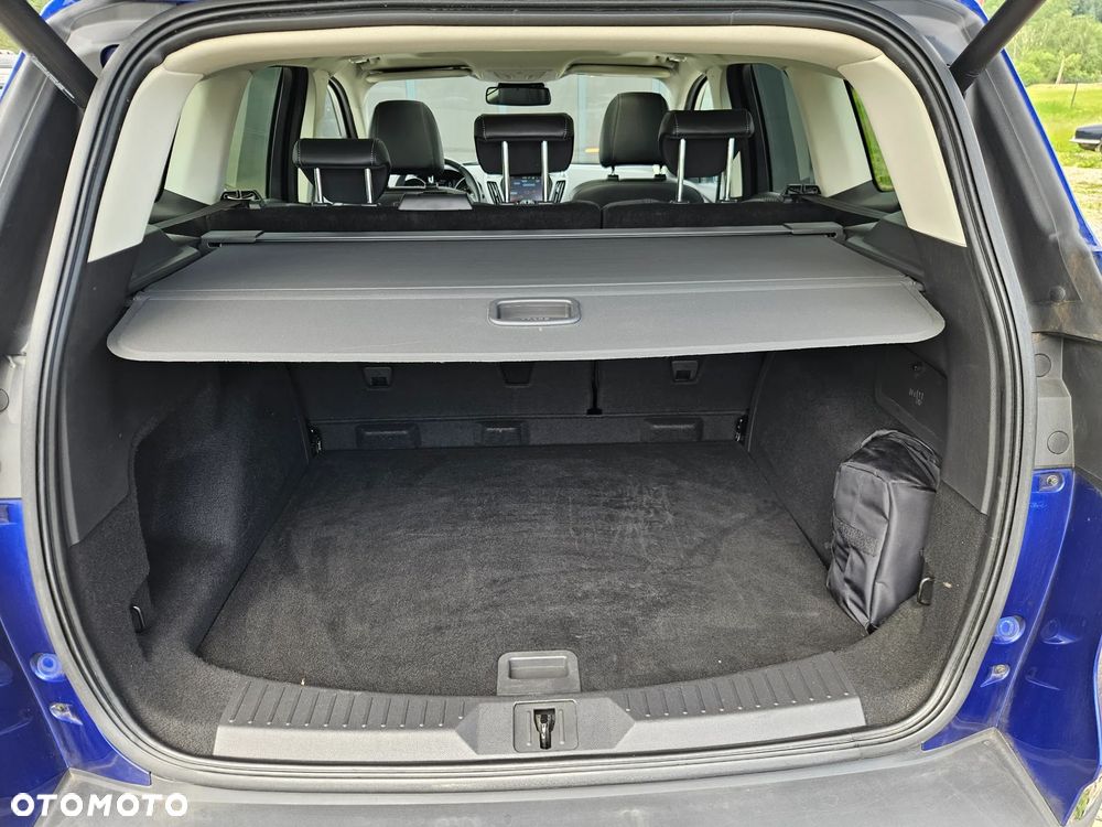 Ford Kuga 1.5 EcoBoost 2x4 SYNC - 38