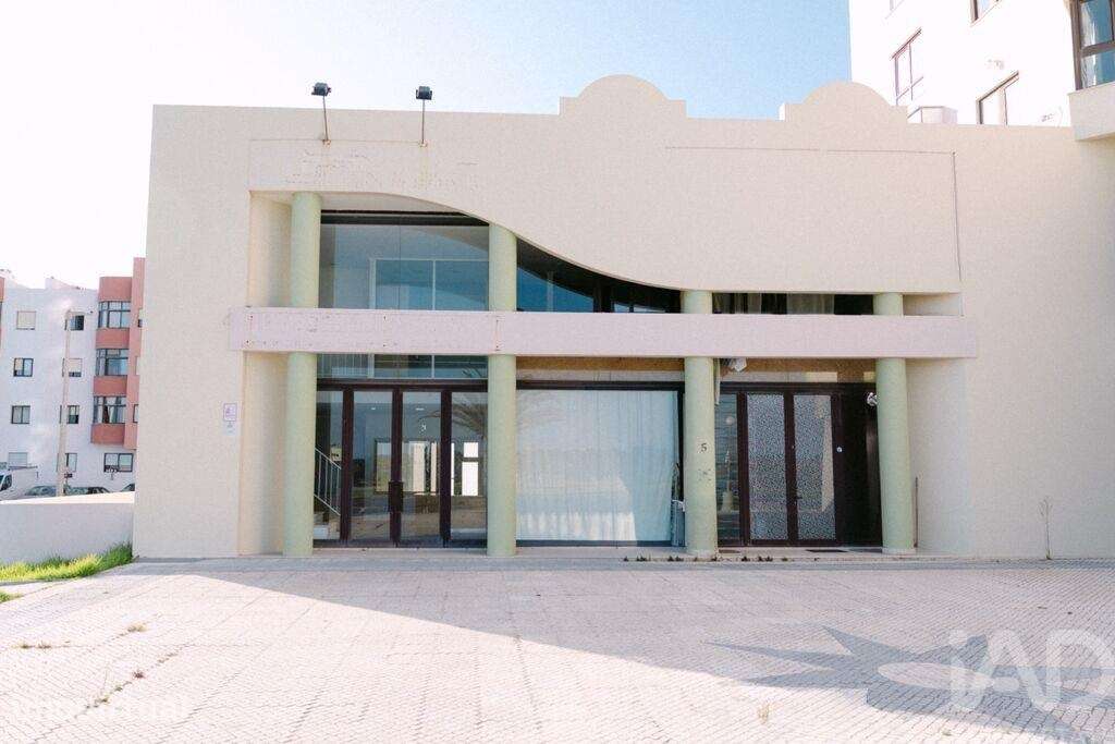Loja / Estabelecimento Comercial em Peniche de 127,00 m2 - Grande imagem: 2/18