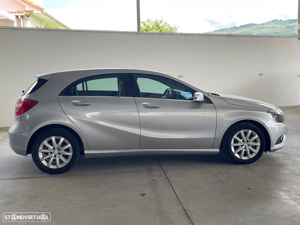 Mercedes-Benz A 180 (BlueEFFICIENCY) Urban - 6