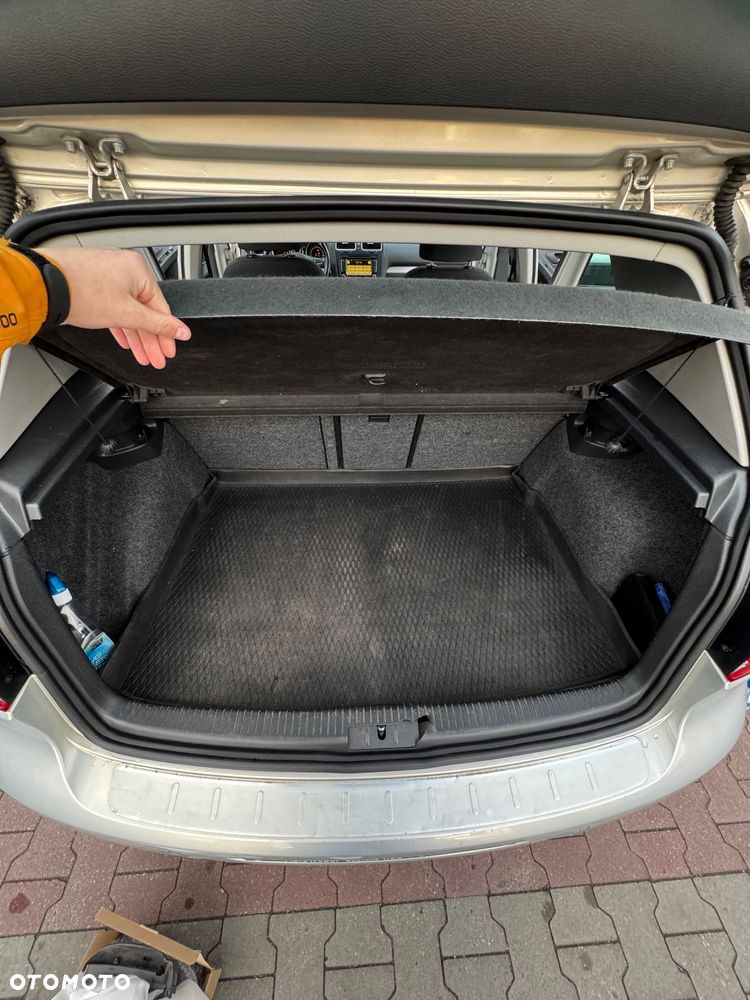 Volkswagen Golf 1.4 TSI Comfortline DSG - 20