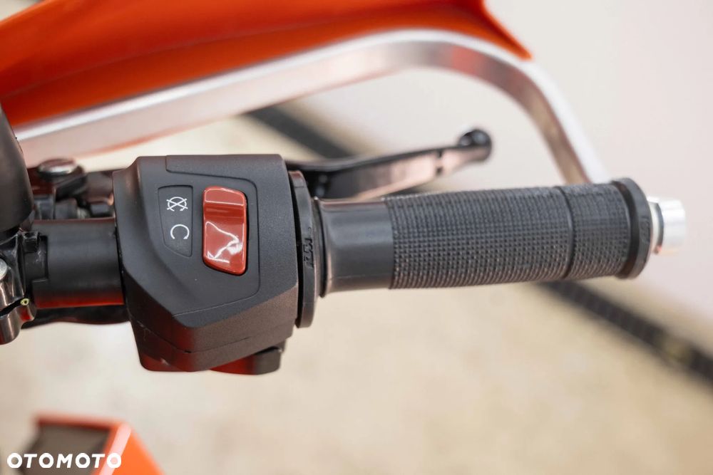 KTM Duke 125 - 27