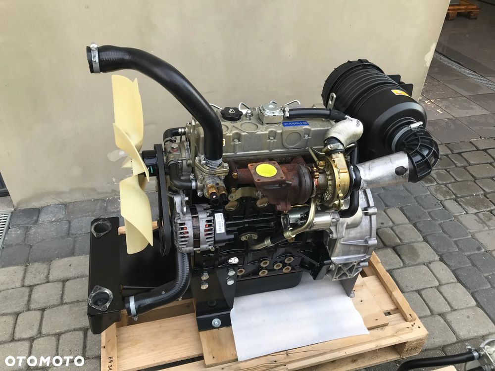 SILNIK Perkins 404D-22T 404D 22T 33.3kW 18900netto - 4
