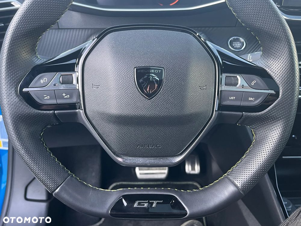 Peugeot 2008 54kWh GT Exclusive - 27