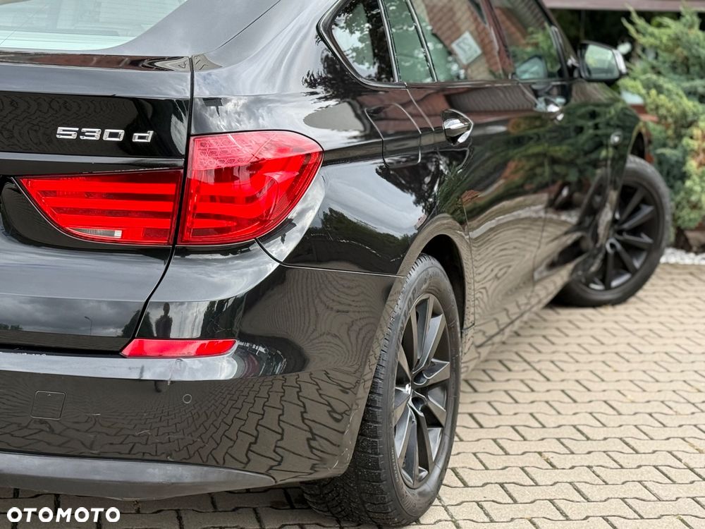 BMW 5GT 530d - 13
