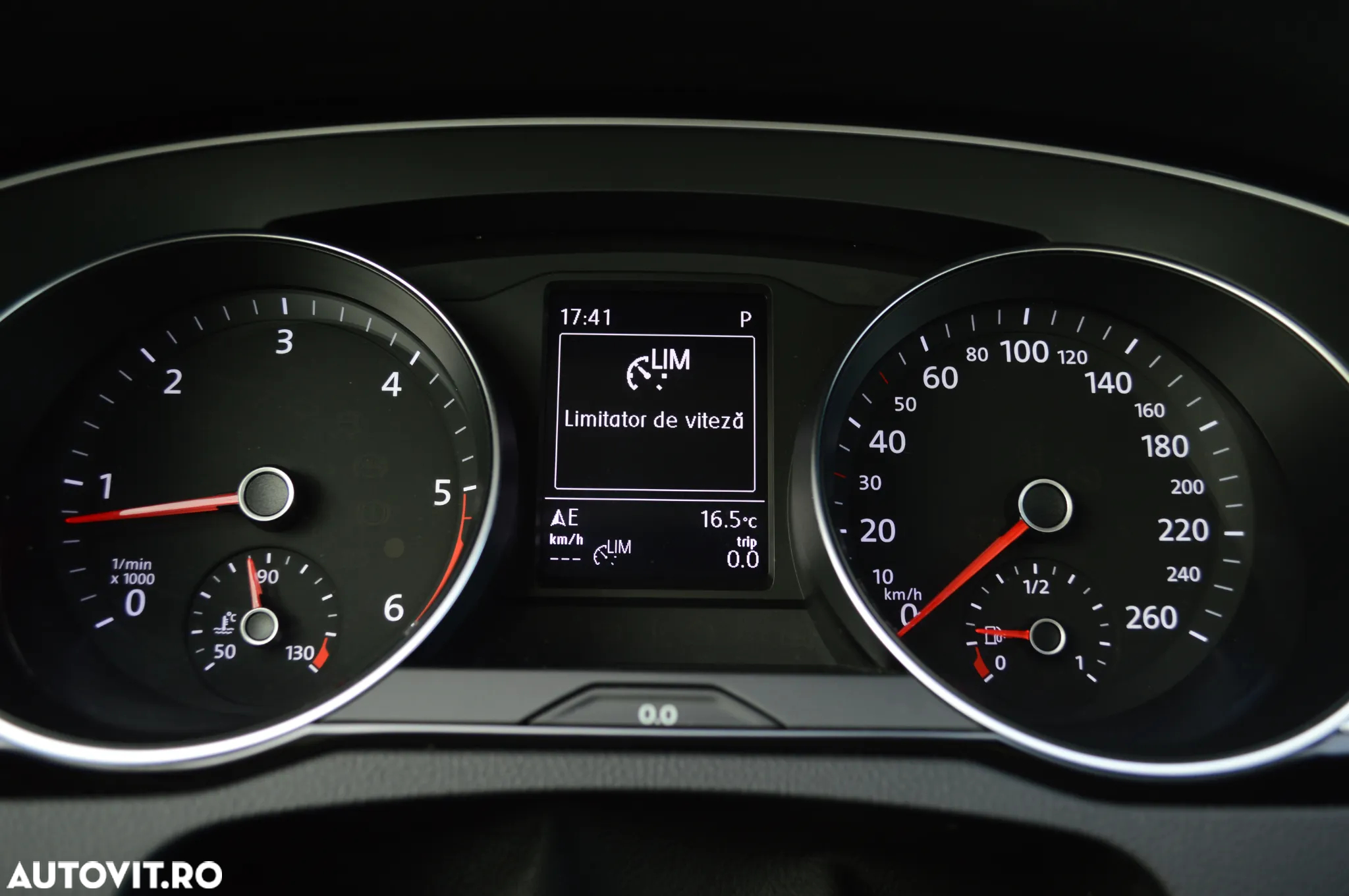 Volkswagen Passat Variant 2.0 TDI DSG Comfortline - 35