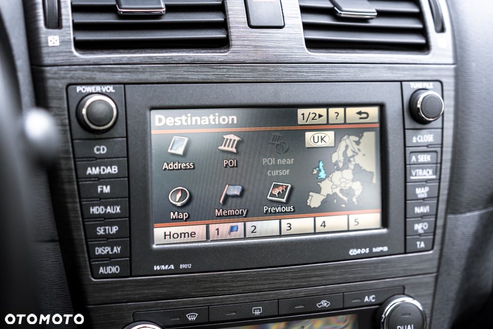 Toyota Avensis 2.0 Sol plus NAVI - 18