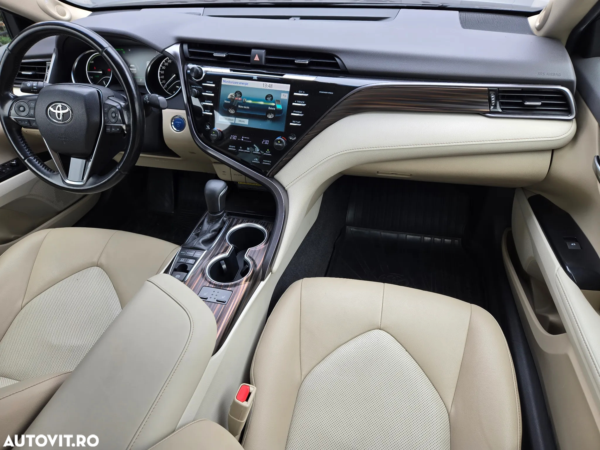 Toyota Camry 2.5 Hybrid Exclusive - 6