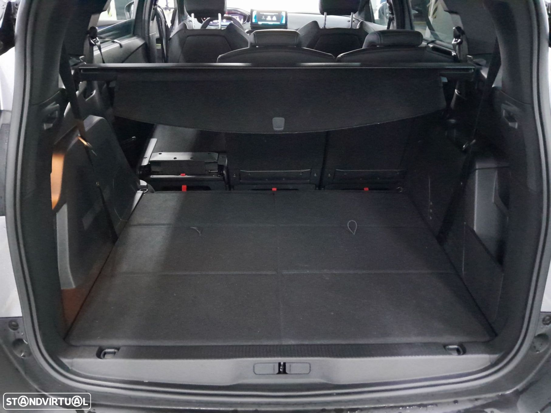Peugeot 5008 1.2 PureTech Allure EAT8 - 7