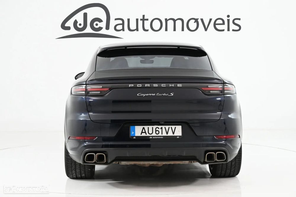 Porsche Cayenne Coupé Turbo S E-Hybrid - 8