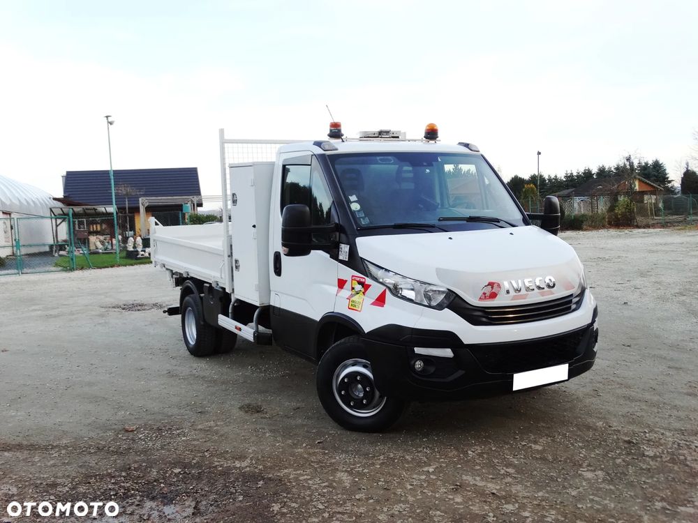 Iveco DAILY - 1
