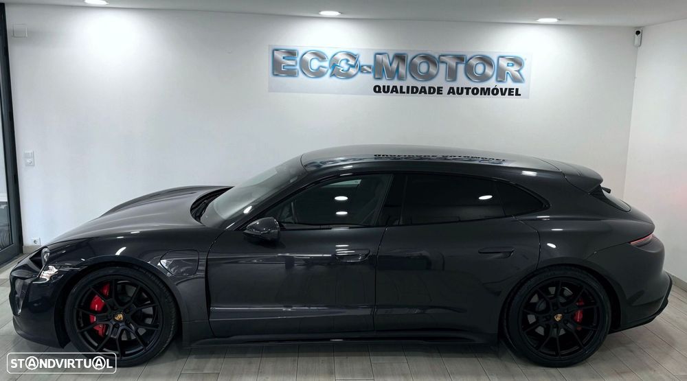 Porsche Taycan Sport Turismo GTS - 12