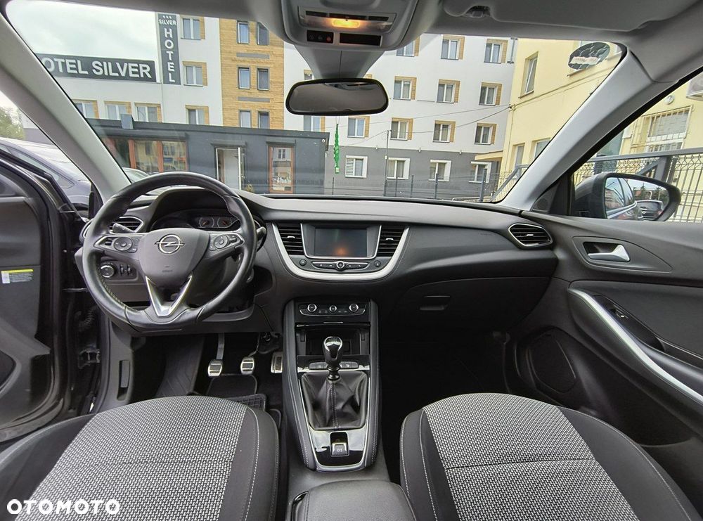 Opel Grandland X - 8