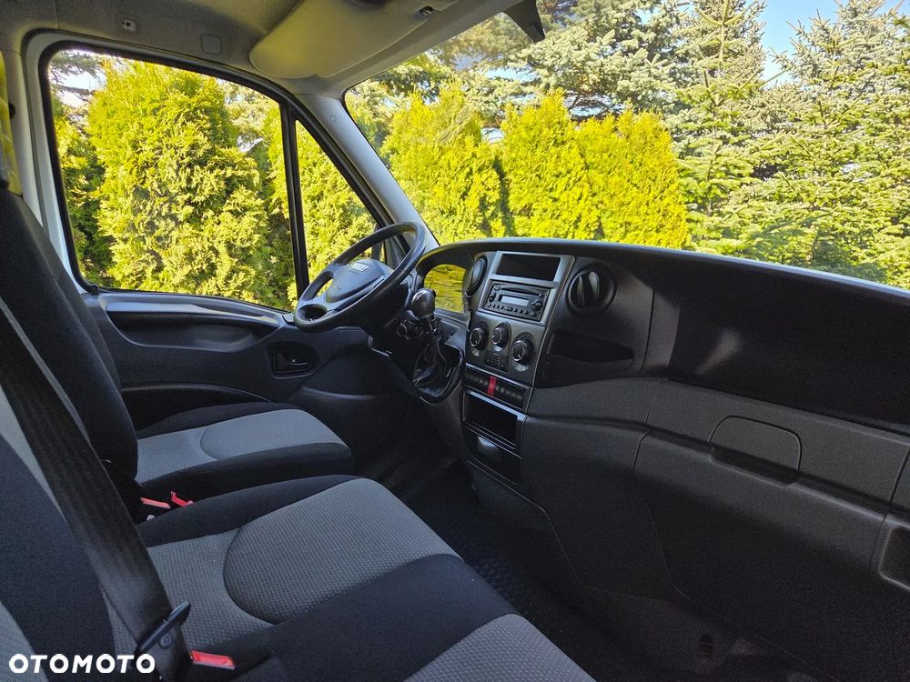 Iveco 35S13 - 17