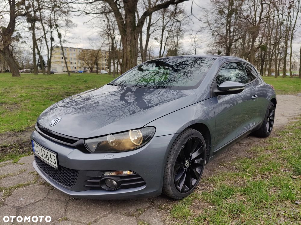 Volkswagen Scirocco 2.0 TSI DSG - 2