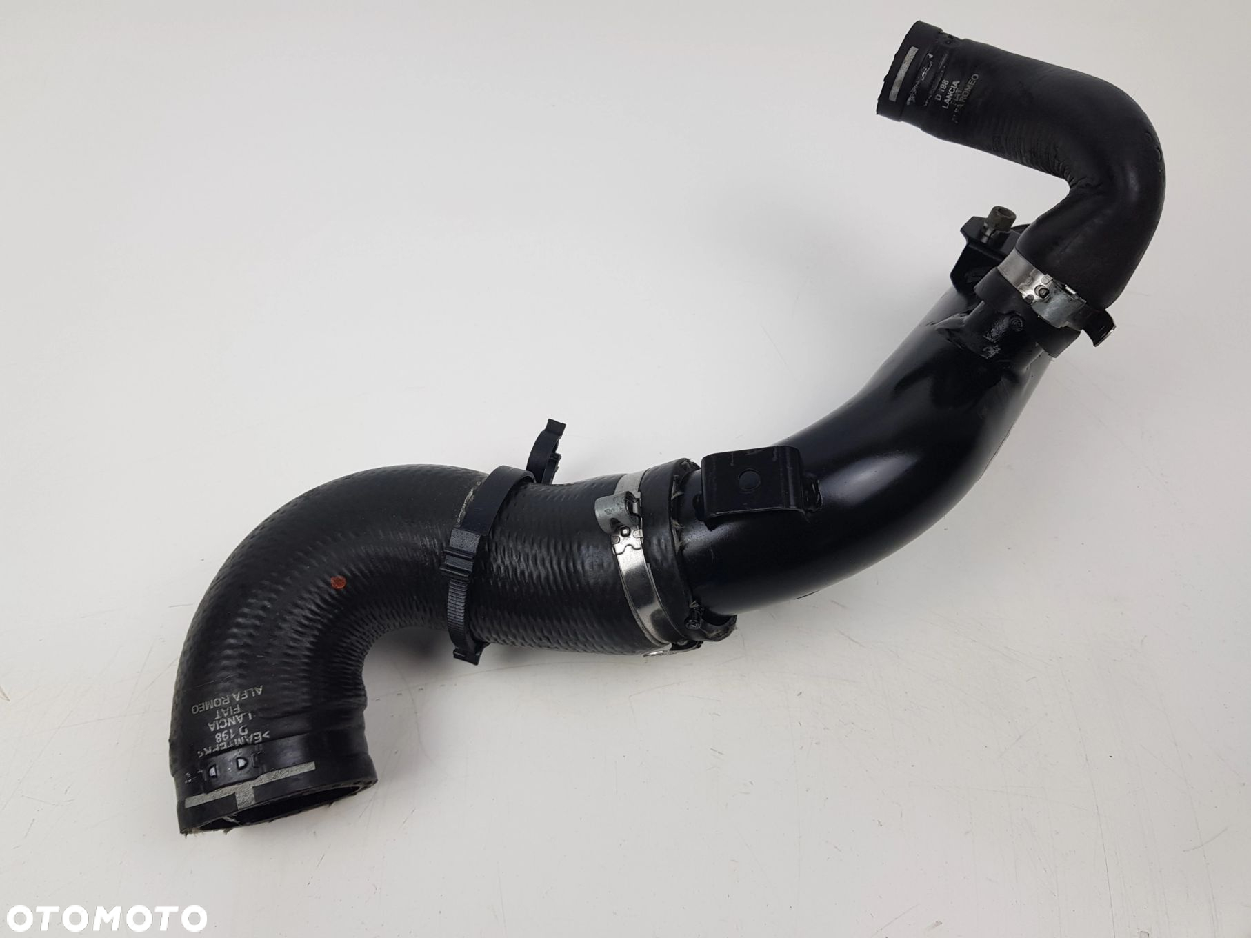 Przewód Wąż Rura Dolotu powietrza Turbo Intercoolera Fiat 500 Abarth 1.4 T-Jet 220276 - 3