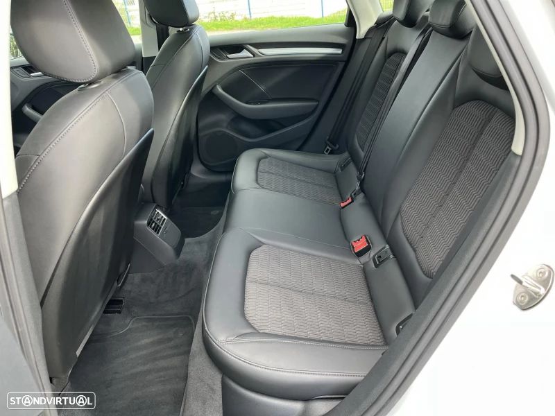 Audi A3 2.0 TDI S-line S tronic - 4