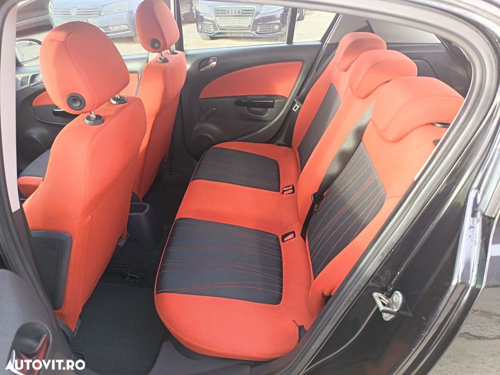 Opel Corsa 1.4 16V Color Edition - 12