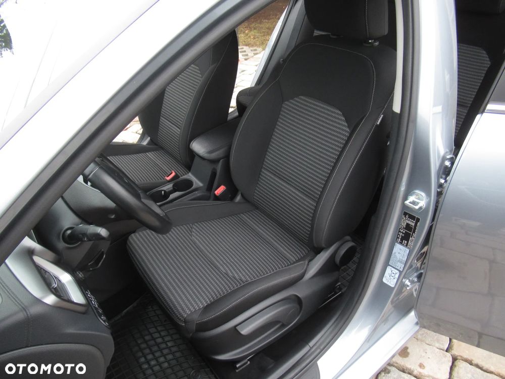 Kia Ceed 1.5 T-GDI M - 6