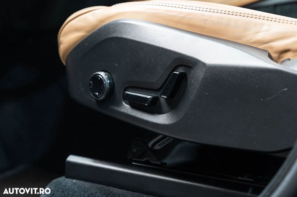 Volvo XC 90 D5 AWD Geartronic Inscription - 13