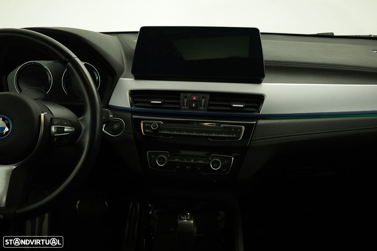 BMW X2 25 e xDrive Pack M - 9
