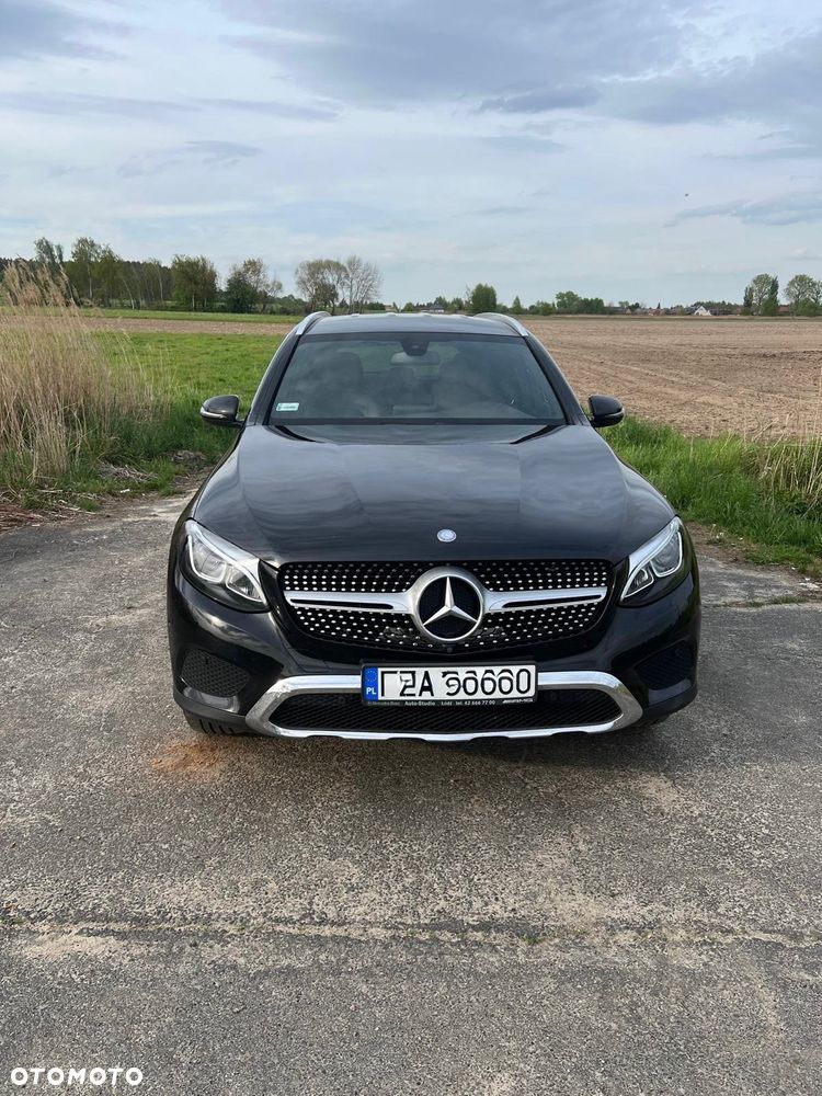 Mercedes-Benz GLC - 1