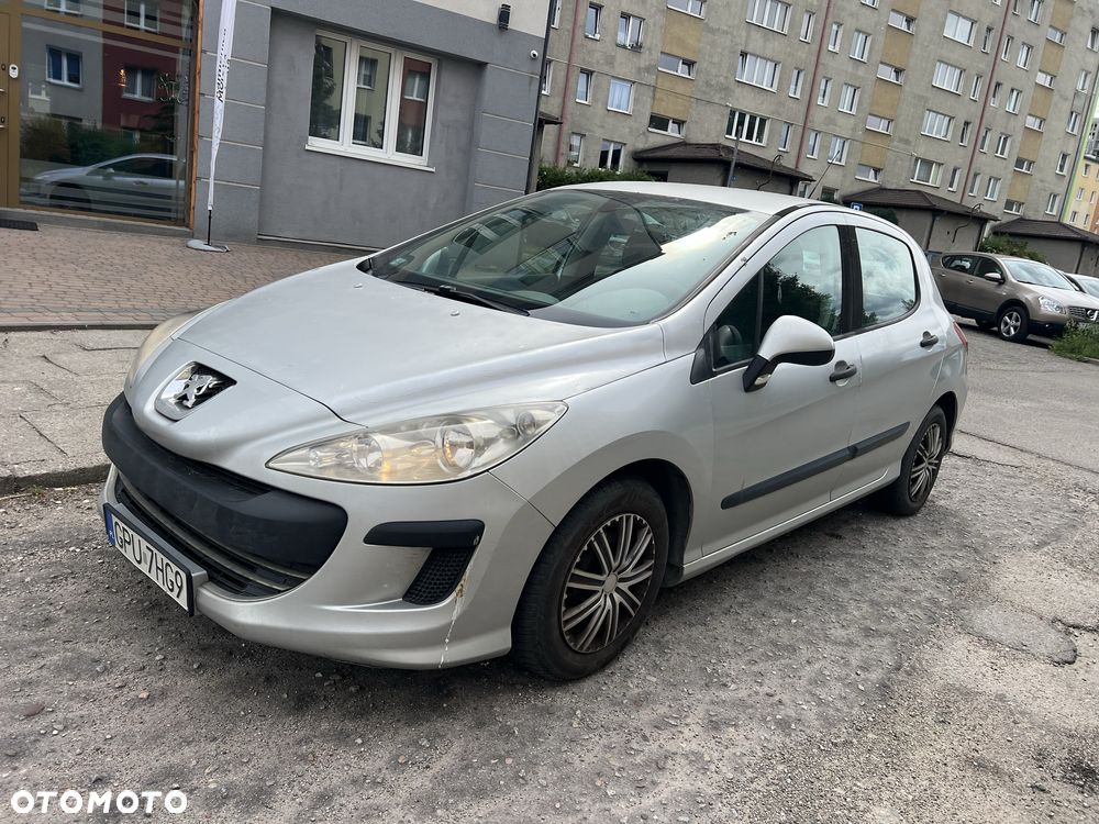Peugeot 308 - 1