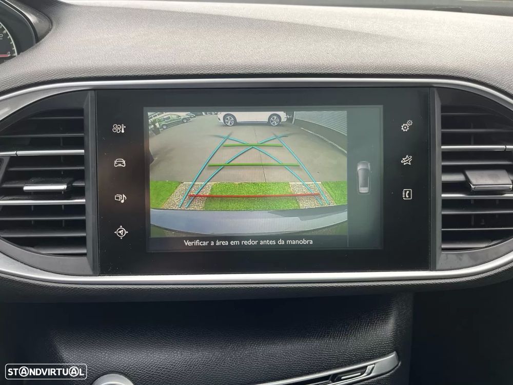 Peugeot 308 SW 1.2 PureTech Allure Full LED - 35