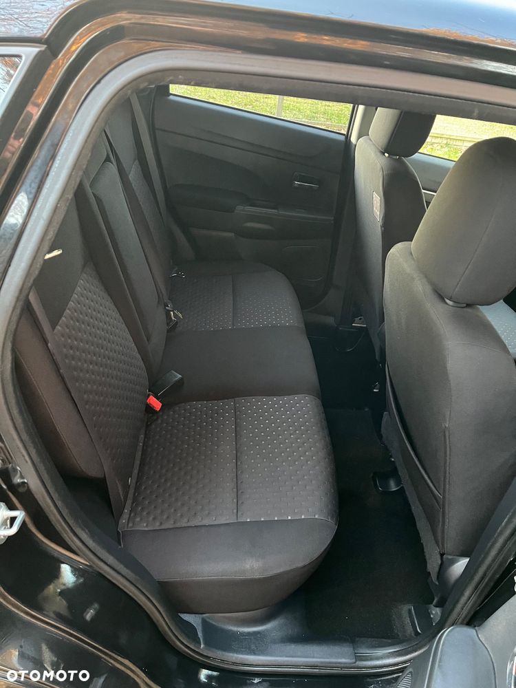 Mitsubishi ASX 1.8 DI-D 2WD Intense - 17