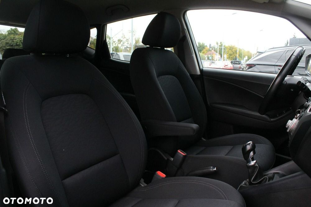 Hyundai ix20 1.6 Comfort - 18