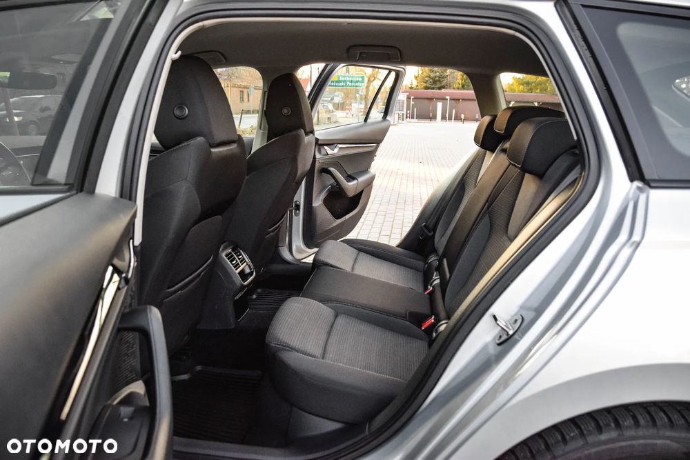 Skoda Octavia 1.5 TSI ACT Ambition - 24
