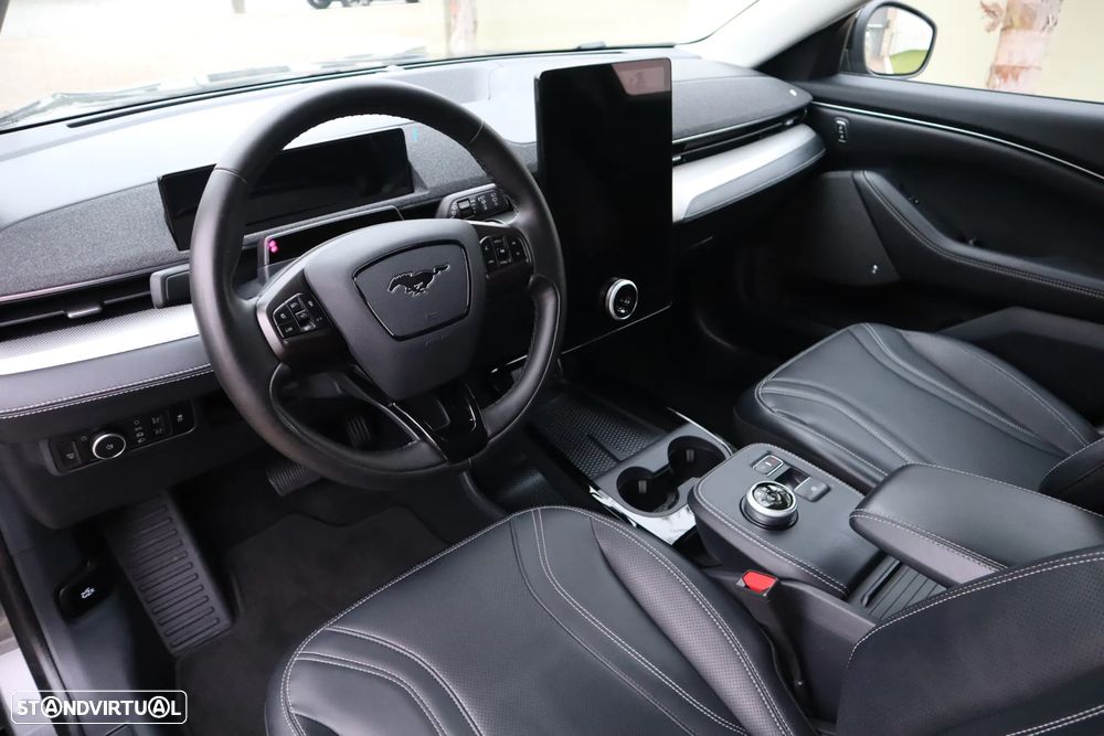 Ford Mustang Mach-E Standard - 20