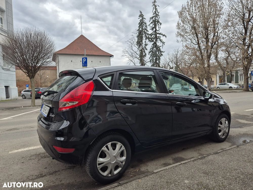 Ford Fiesta 1.6 TDCI Titanium - 3