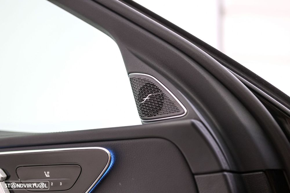 Mercedes-Benz C 300 de AMG Line - 44