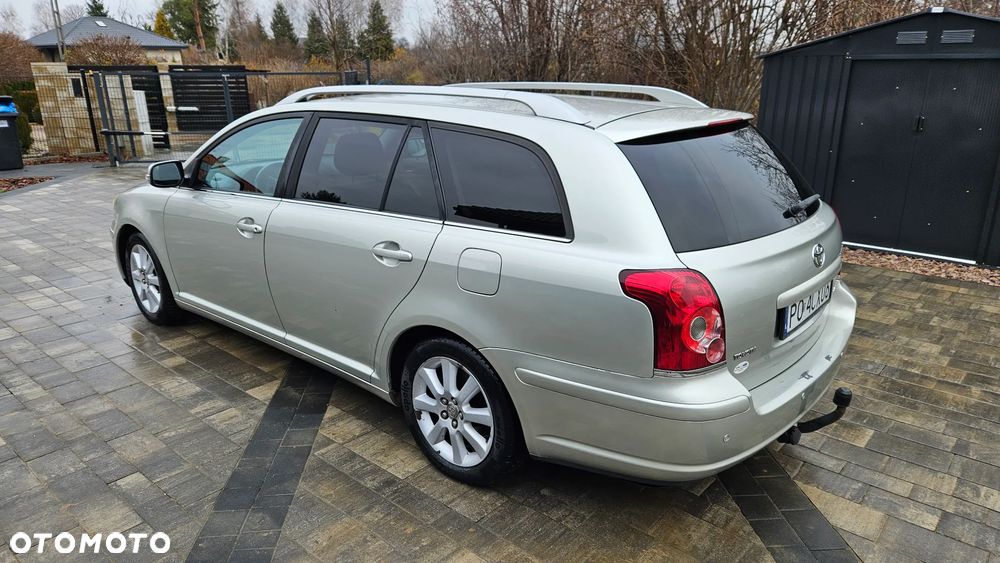 Toyota Avensis 1.8 VVT-i - 6