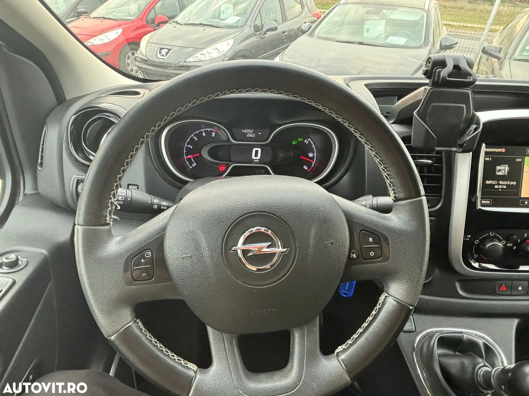 Opel VIVARO - 16