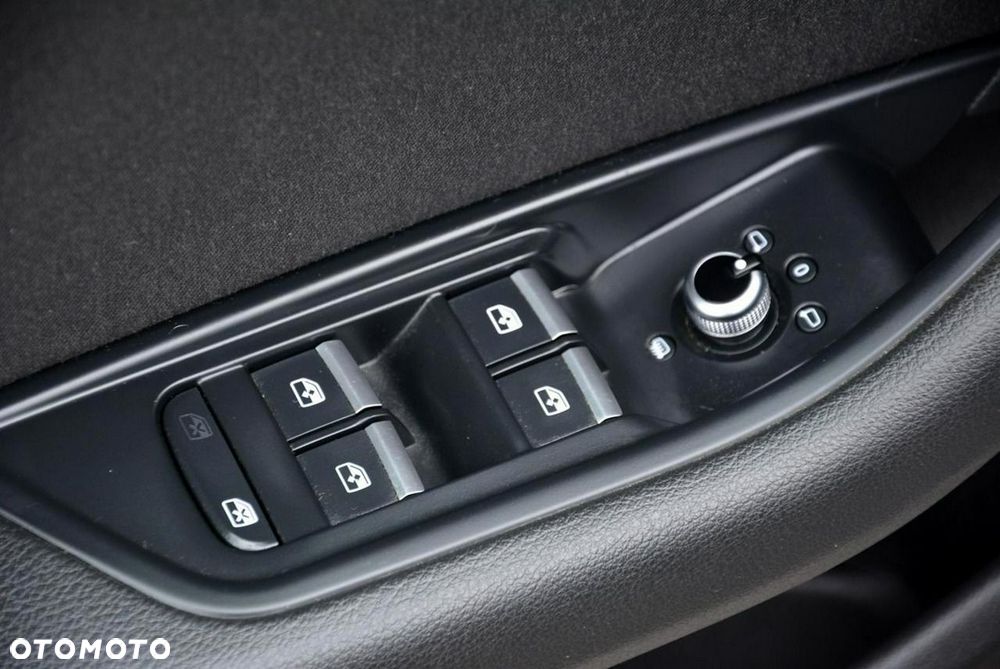 Audi A4 Allroad 2.0 TDI Quattro S tronic - 25